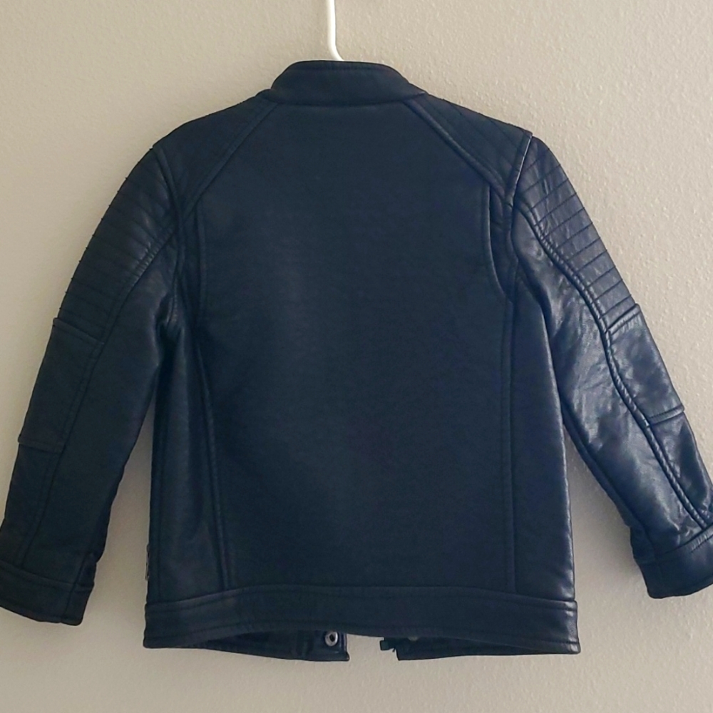 Leather jacket - Picture 2 of 4
